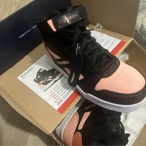 Reebok high top pink and black